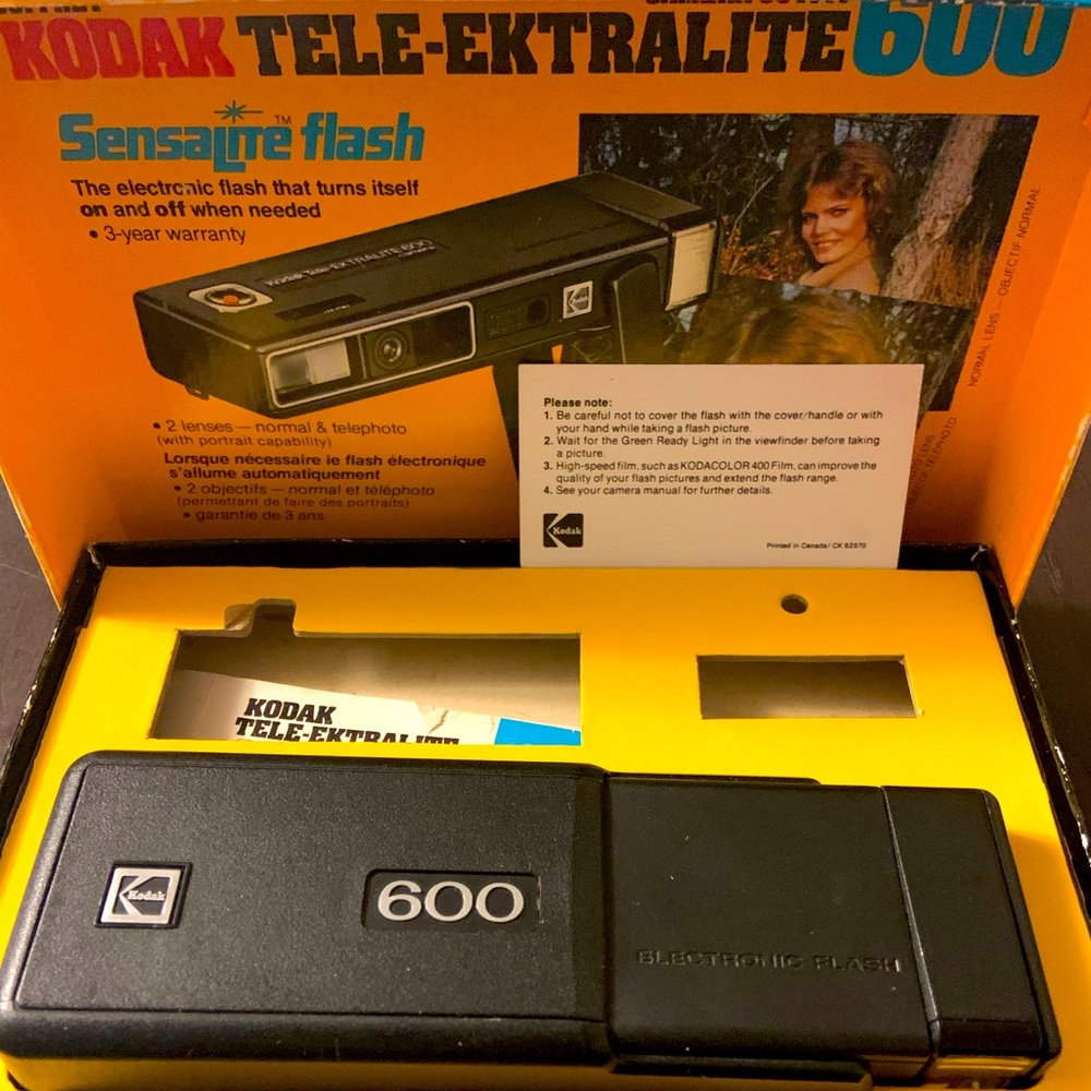 📸 1980 Vintage Kodak Tele-Ektralite camera & box.